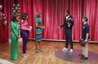 Robin Roberts feet photo 15