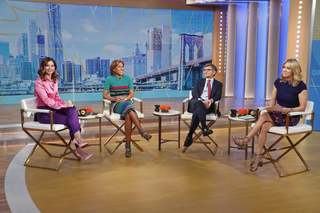 Robin Roberts feet photo 14
