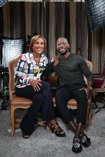 Robin Roberts feet photo 3