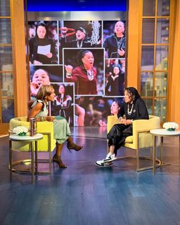 Robin Roberts feet photo 1