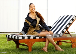 Robin Thede feet photo 12