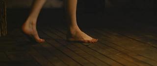 Robin Tunney feet photo thumbnail