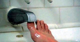 Robin Tunney feet photo thumbnail