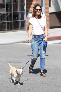 Robin Tunney feet photo thumbnail