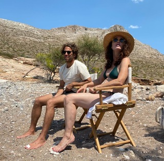 Robin Tunney feet photo thumbnail