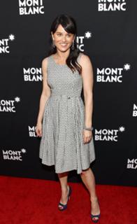 Robin Tunney feet photo thumbnail