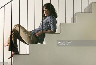 Robin Tunney feet photo thumbnail