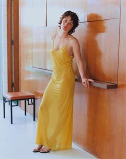 Robin Tunney feet photo thumbnail