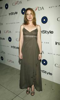 Robin Weigert feet photo 13