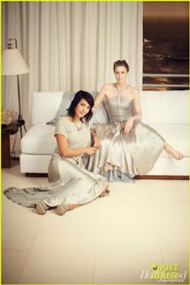 Robin Wright feet photo thumbnail