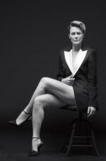 Robin Wright feet photo thumbnail