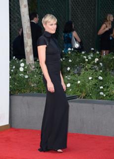 Robin Wright feet photo thumbnail