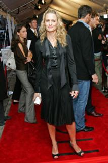 Robin Wright feet photo thumbnail