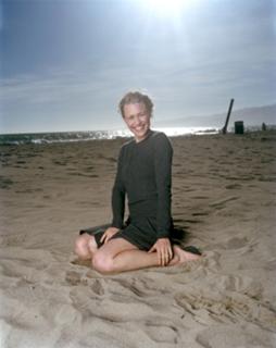 Robin Wright feet photo thumbnail