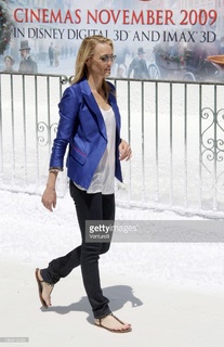 Robin Wright feet photo thumbnail