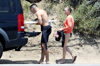 Robin Wright feet photo thumbnail
