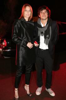 Robin Wright feet photo thumbnail