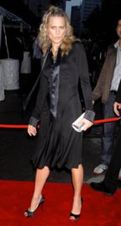 Robin Wright feet photo thumbnail