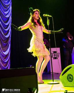 Robyn Adele Anderson feet photo 16