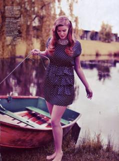 Robyn Lawley feet photo 2