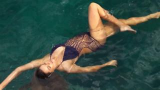 Robyn Lawley feet photo 17