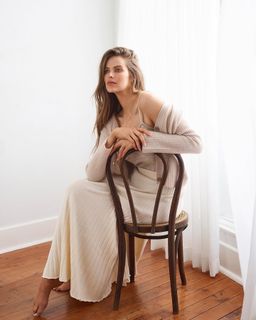 Robyn Lawley feet photo 7