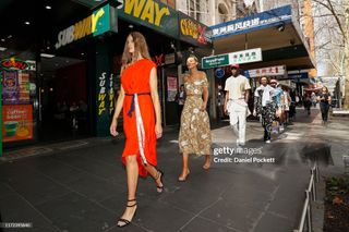 Robyn Lawley feet photo 16