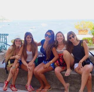 Roccuzzo Antonela feet photo thumbnail
