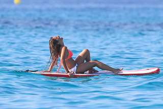 Roccuzzo Antonela feet photo thumbnail