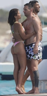 Roccuzzo Antonela feet photo thumbnail