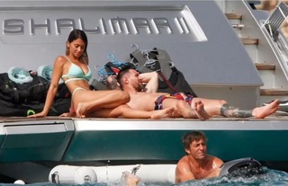 Roccuzzo Antonela feet photo thumbnail