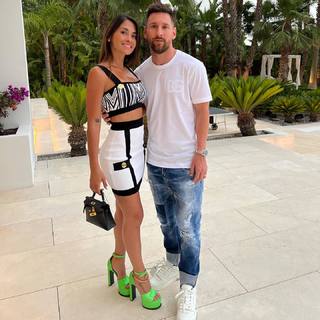 Roccuzzo Antonela feet photo thumbnail