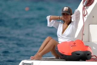 Roccuzzo Antonela feet photo thumbnail
