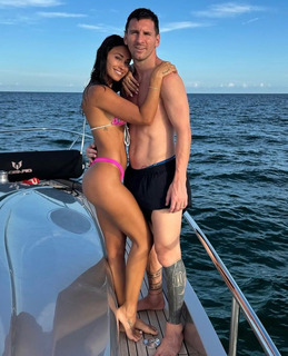 Roccuzzo Antonela feet photo thumbnail