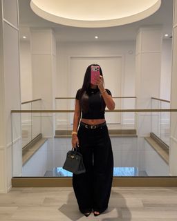 Roccuzzo Antonela feet photo 7