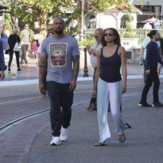 Rochelle Aytes feet photo thumbnail