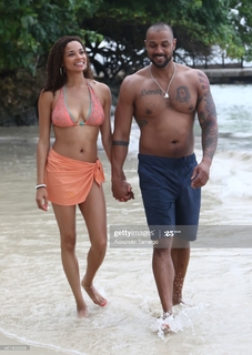 Rochelle Aytes feet photo thumbnail