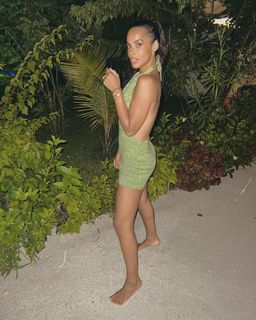 Rochelle Humes feet photo thumbnail
