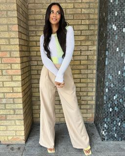 Rochelle Humes feet photo thumbnail