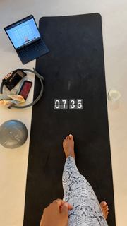 Rochelle Humes feet photo thumbnail