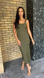 Rochelle Humes feet photo thumbnail