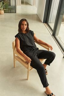 Rochelle Humes feet photo thumbnail
