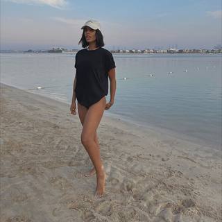 Rochelle Humes feet photo thumbnail
