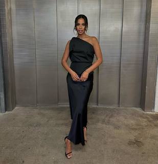 Rochelle Humes feet photo thumbnail