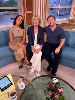 Rochelle Humes feet photo thumbnail