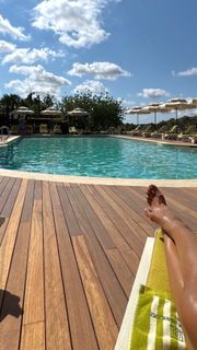 Rochelle Humes feet photo thumbnail