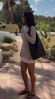 Rochelle Humes feet photo thumbnail