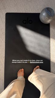 Rochelle Humes feet photo 6