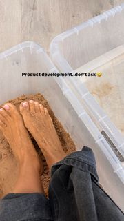 Rochelle Humes feet photo 9