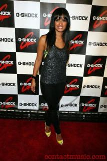 Rocsi Diaz feet photo thumbnail